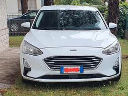 Bianco Usata 2018 Ford Focus Tre volumi | 9990 €