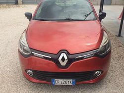Usata 2013 Renault Clio IV Dynamique Tre volumi | 4200 € (Buon prezzo)