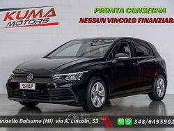 Nero Usata 2020 VW Golf VIII Life Tre volumi | 19.800 € (Buon prezzo)