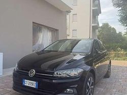 Usata 2020 VW Polo Comfortline Tre volumi | 14.000 € (Buon prezzo)