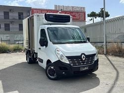 Bianco Usata 2016 Renault Master Tre volumi | 9999 € (Super prezzo)