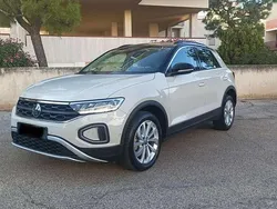 Beige Usata 2022 VW T-Roc Style SUV | 17.700 € (Buon prezzo)