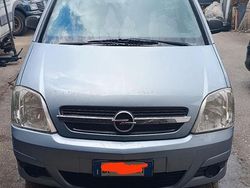 Usata 2007 Opel Meriva Monovolume | 1800 € (Buon prezzo)