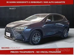 Grigio Usata 2022 Lexus NX350h SUV | 38.900 €