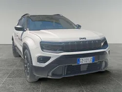 Bianco/tetto nero Nuova 2025 Jeep Avenger Overland SUV | 32.900 € (Cara)