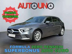 Grigio Usata 2019 Mercedes A180 Executive Tre volumi | 22.900 € (Cara)