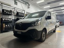 Bianco Usata 2017 Renault Trafic Monovolume | 12.500 € (Buon prezzo)