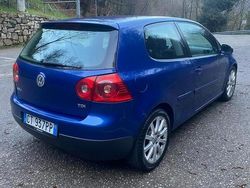 Blu Usata 2005 VW Golf IV Tre volumi | 2100 € (Buon prezzo)
