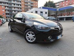 Nero Usata 2015 Renault Clio IV Life Tre volumi | 7490 € (Ottimo prezzo)