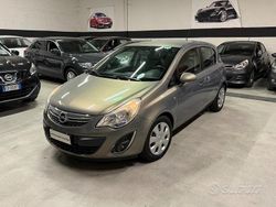Marrone Usata 2013 Opel Corsa Tre volumi | 4450 € (Buon prezzo)