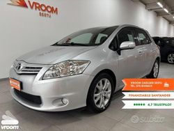 Usata 2012 Toyota Auris Active Tre volumi | 8500 € (Cara)