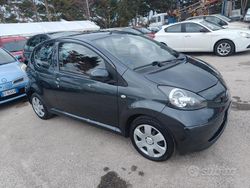 Grigio Usata 2007 Toyota Aygo Sol Due volumi | 4500 € (Molto cara)