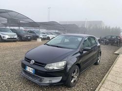 Nero Usata 2010 VW Polo Comfortline Tre volumi | 4900 € (Buon prezzo)