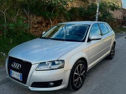 Grigio Usata 2010 Audi A3 Tre volumi | 6350 € (Buon prezzo)