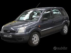 Grigio Usata 2006 Ford Fusion Collection Tre volumi | 1600 € (Ottimo prezzo)