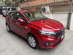 Rosso Usata 2022 Dacia Sandero Comfort Due volumi | 12.950 € (Buon prezzo)