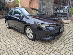 Blu notte Usata 2022 Toyota Corolla Active Tre volumi | 12.500 € (Buon prezzo)