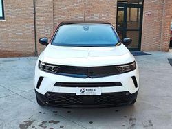 Bianco/tetto nero Usata 2021 Opel Mokka GS Line SUV | 16.990 € (Buon prezzo)