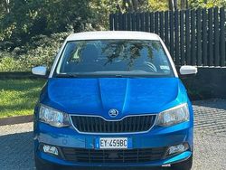 Blu Usata 2015 Skoda Fabia Ambition Due volumi | 7250 € (Cara)
