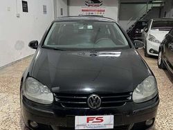 Other Usata 2004 VW Golf Trendline Tre volumi | 2699 € (Buon prezzo)