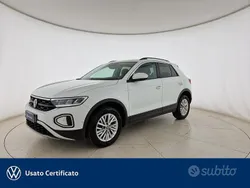 Pure white Usata 2022 VW T-Roc Life SUV | 21.500 € (Buon prezzo)