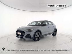 1x grigio freccia perlato Usata 2024 Audi A1 Comfort Tre volumi | 26.200 € (Buon prezzo)