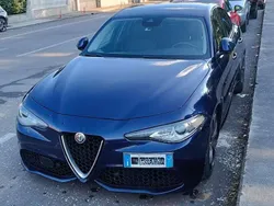 Blu/azzurro Usata 2018 Alfa Romeo Giulia Tre volumi | 17.000 € (Buon prezzo)