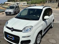 Bianco Usata 2015 Fiat Panda Due volumi | 8000 € (Buon prezzo)