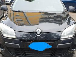 Nero Usata 2011 Renault Mégane Tre volumi | 1700 €