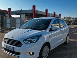 Bianco Usata 2016 Ford Fiesta Tre volumi | 9500 €