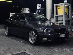 Grigio Usata 2000 Lexus IS200 Tre volumi | 9500 €