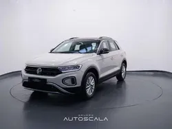 Grigio Usata 2024 VW T-Roc Life SUV | 26.990 € (Buon prezzo)