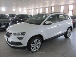 Bianco luna Usata 2021 Skoda Karoq Executive SUV | 19.500 € (Buon prezzo)
