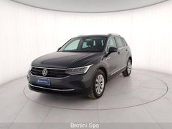 Grigio metallizzato Usata 2022 VW Tiguan Life SUV | 24.500 € (Super prezzo)