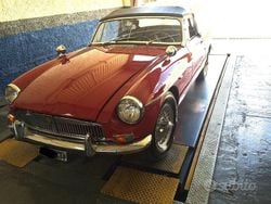 Rosso Usata 1960 MG B Cabrio | 17.500 €