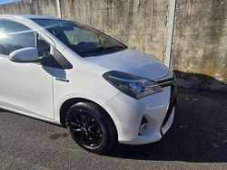 Usata 2015 Toyota Yaris Hybrid Active Tre volumi | 9300 € (Ottimo prezzo)
