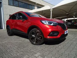 Metallizzato rosso Usata 2021 Renault Kadjar Black Edition SUV | 18.900 € (Cara)