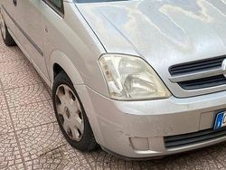 Grigio Usata 2005 Opel Meriva Monovolume | 1500 € (Ottimo prezzo)