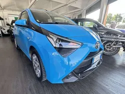 Blu/azzurro Usata 2019 Toyota Aygo Business Edition Due volumi | 10.000 € (Buon prezzo)