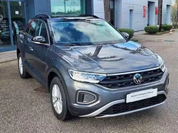Grigio Usata 2023 VW T-Roc Life SUV | 28.500 € (Buon prezzo)
