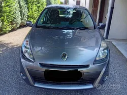 Usata 2010 Renault Clio II Due volumi | 2000 € (Super prezzo)