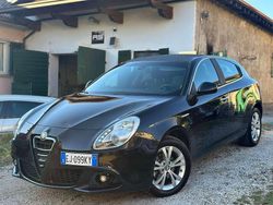 Nero Usata 2011 Alfa Romeo Giulietta Distinctive Tre volumi | 5990 € (Ottimo prezzo)