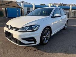 Usata 2019 VW Golf VII Sportline Tre volumi | 19.900 € (Molto cara)