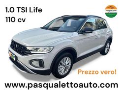 Grigio Usata 2023 VW T-Roc Life SUV | 20.600 € (Buon prezzo)