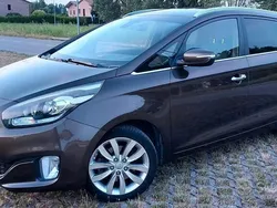 Marrone Usata 2015 Kia Carens 2 Monovolume | 8000 €