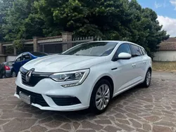 Bianco(met.) Usata 2018 Renault Mégane GrandTour Life Station wagon | 9900 € (Ottimo prezzo)