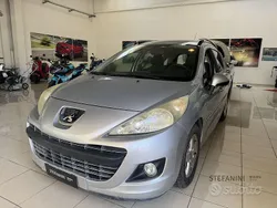 Grigio Usata 2011 Peugeot 207 Active Station wagon | 5800 € (Cara)