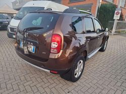 Marrone Usata 2011 Dacia Duster Lauréate Station wagon | 8900 € (Buon prezzo)