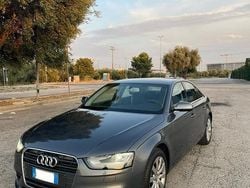 Grigio Usata 2012 Audi A4 Tre volumi | 8900 € (Buon prezzo)