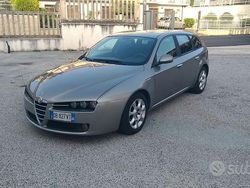 Grigio Usata 2007 Alfa Romeo 159 Station wagon | 2000 € (Cara)